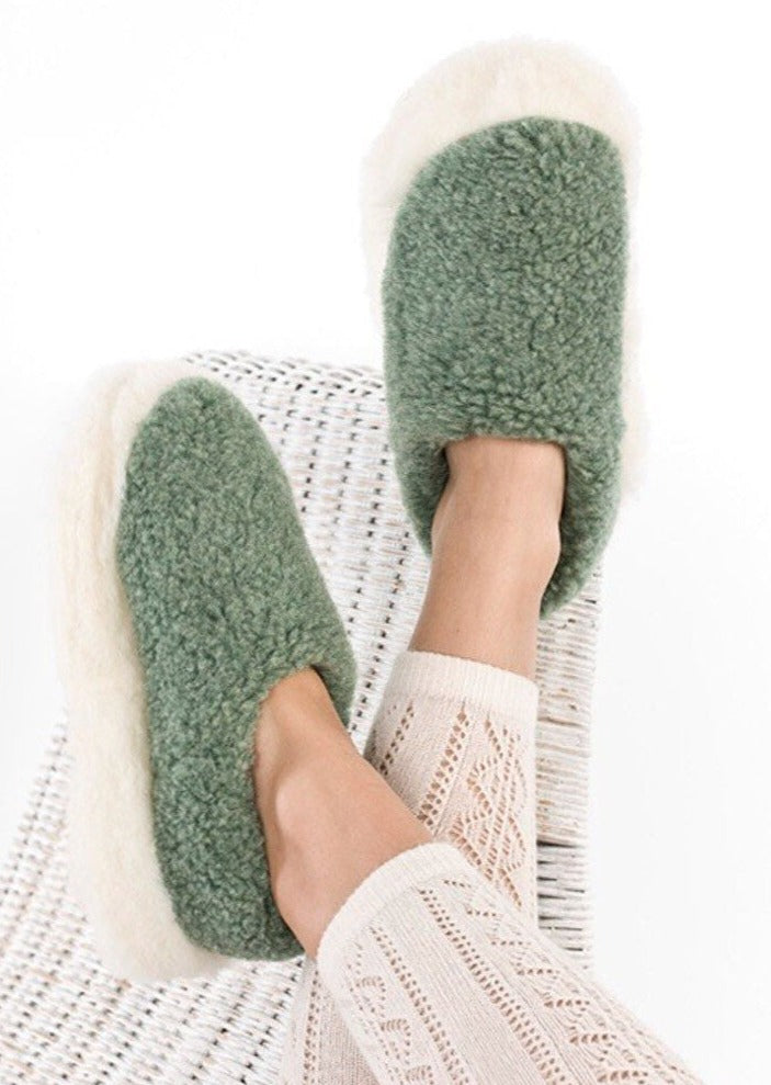 Sheep by the Sea Slippers | Green
