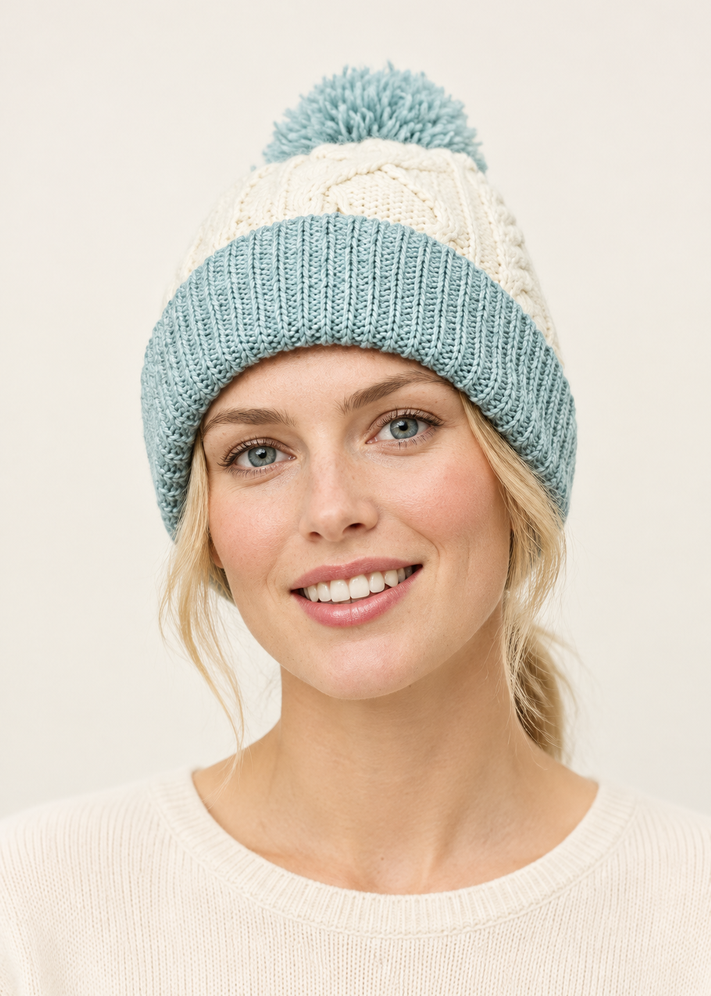 Two Tone Aran Pom Pom Hat | Natural & Mermaid