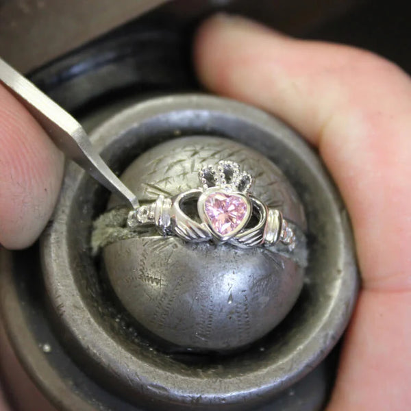 Claddagh Birthstone Ring – October