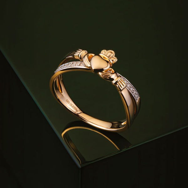Solvar Gold Diamond Claddagh Kiss Ring 