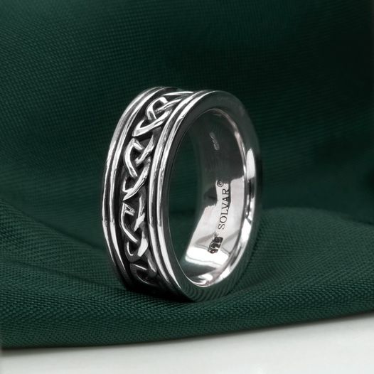 Gents Celtic Silver Band