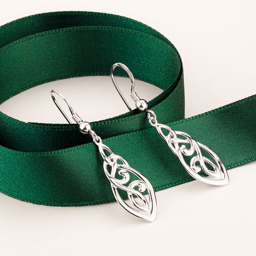 Solvar Silver Celtic Design Earrings s33424