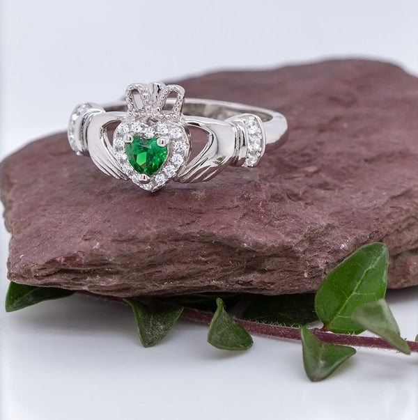 Solvar Silver Green Heart Claddagh Ring
